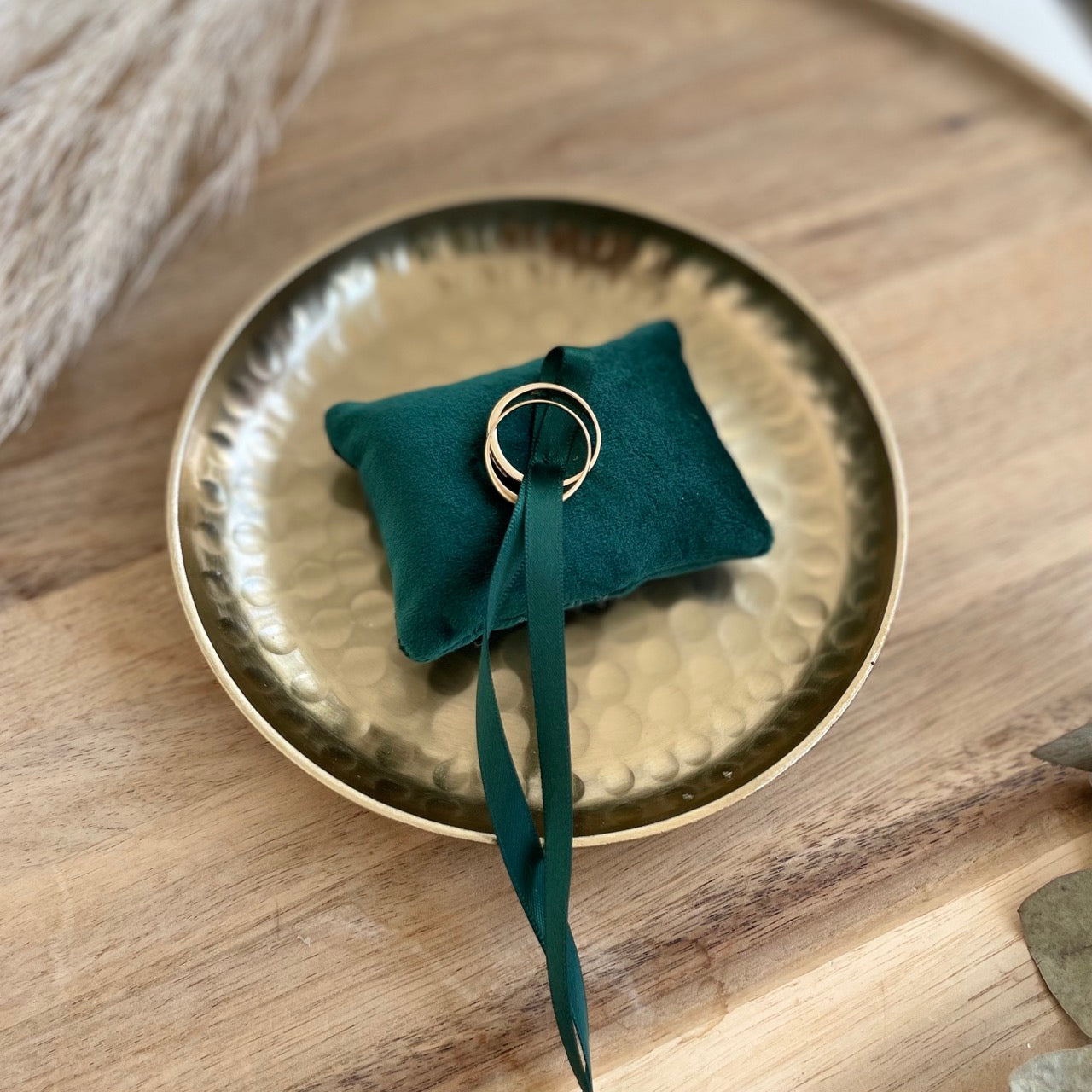 Ring bowl for wedding rings | shiny gold | wedding
