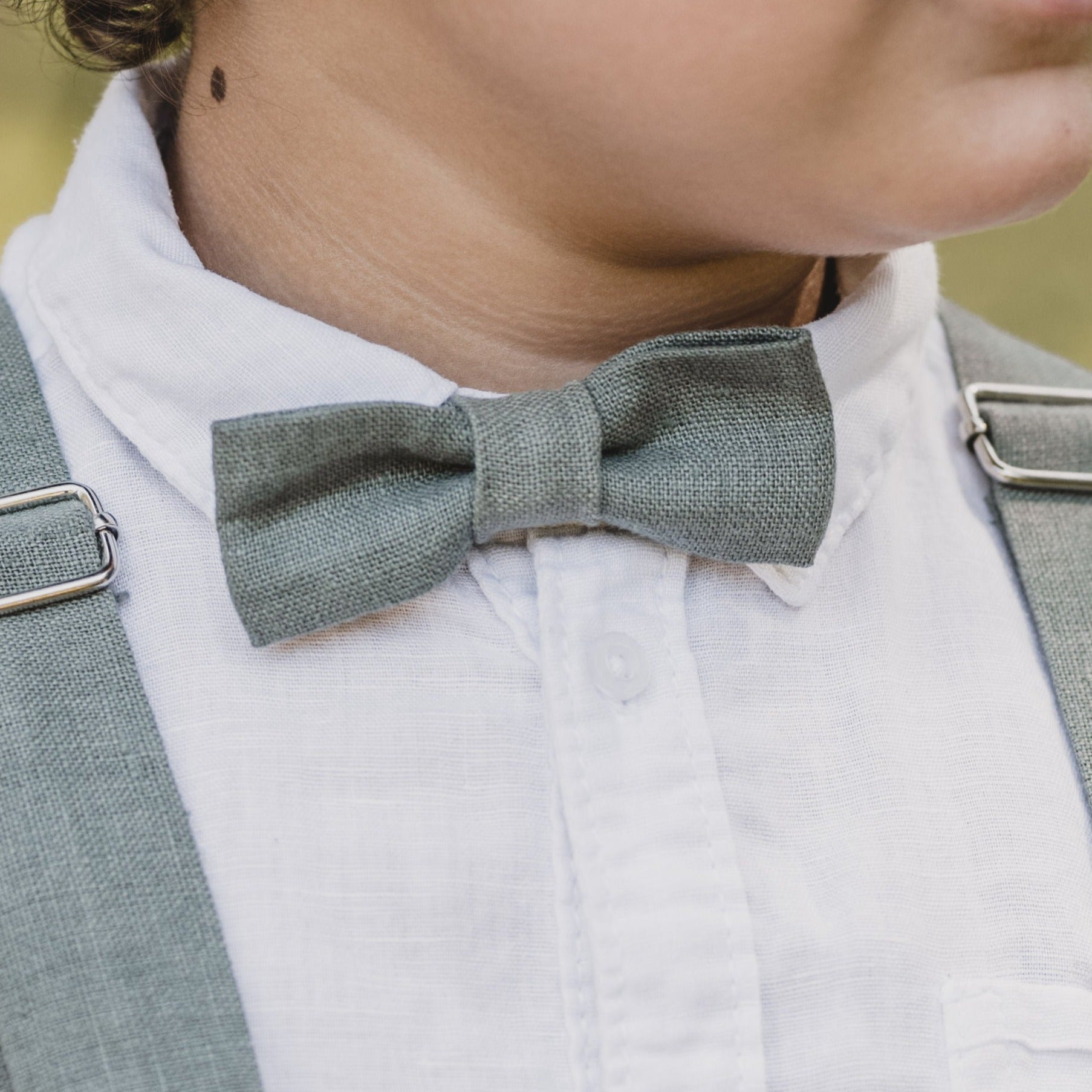 Linen bow tie Max for children