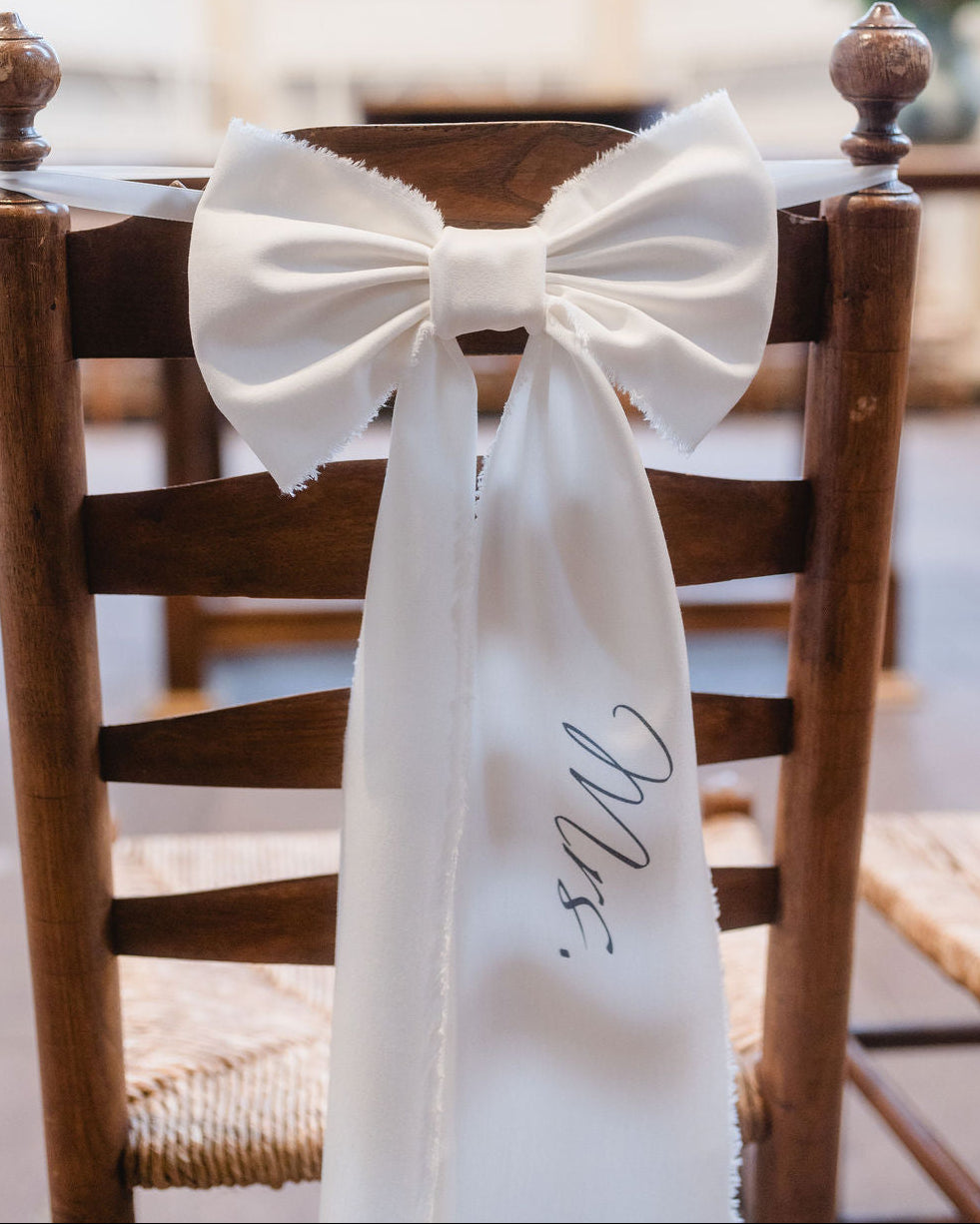Stuhlschleife-Hochzeit-personalisiert