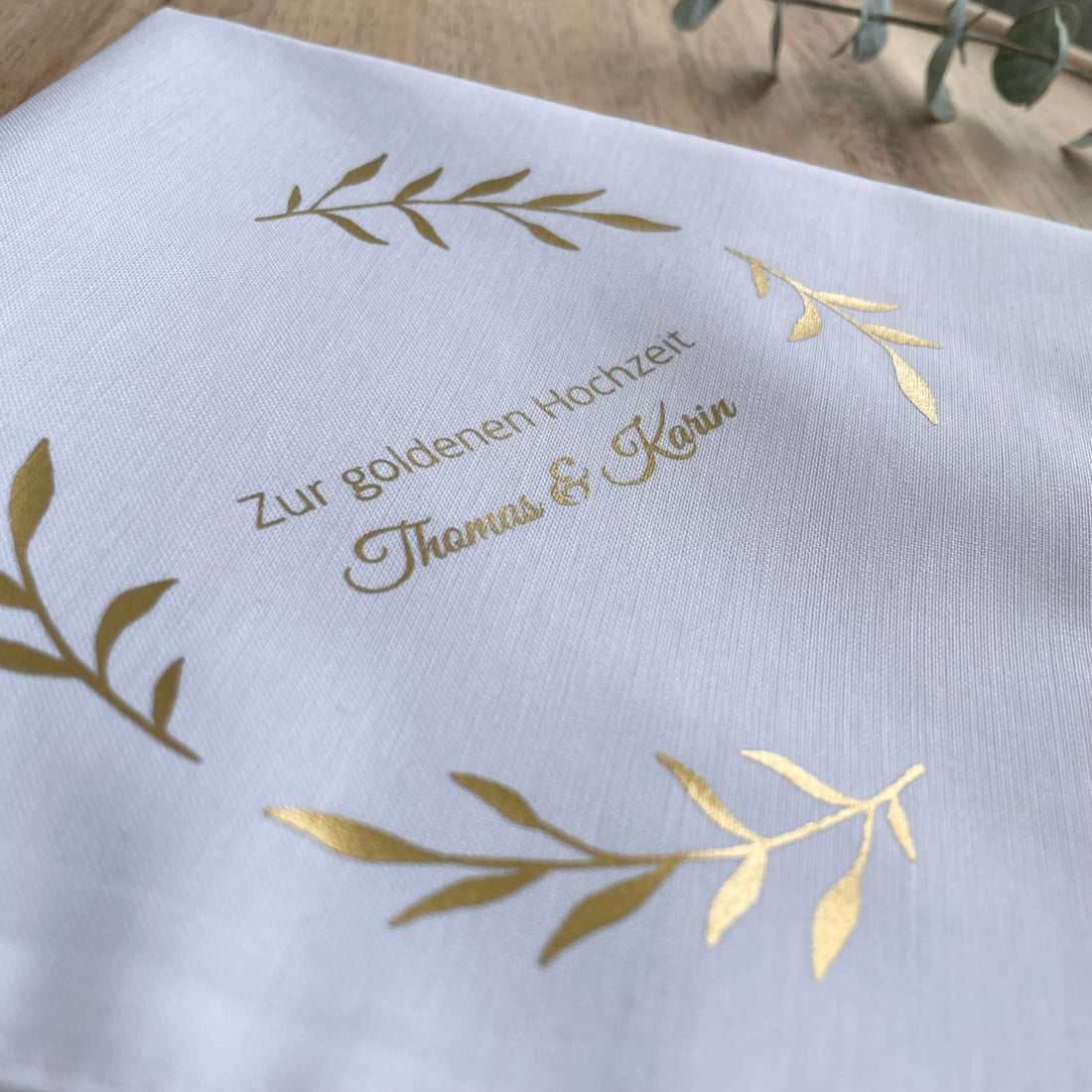 Cloth handkerchief for the golden wedding anniversary - leaf wreath