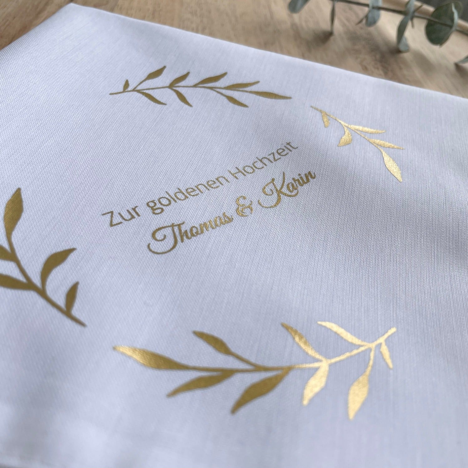 Cloth handkerchief for the golden wedding anniversary - leaf wreath