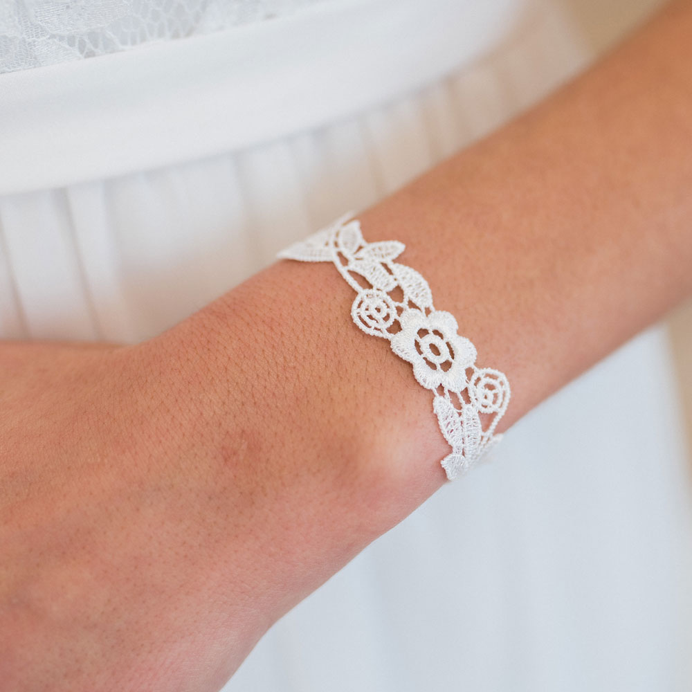 armband florale spitze